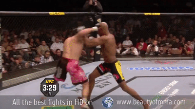 This was a classic fight that featured Anderson Silva dominate Rich Franklin in the clinch