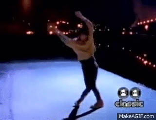 fkKz0V.gif