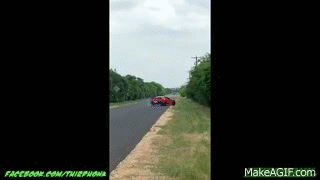 C7 Corvette Z06 CRASHES INTO A TREE! on Make a GIF