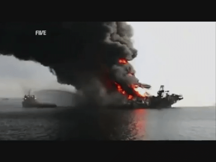 Rare Deepwater Horizon Sinking Video With Sound On Make A Gif