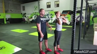 Demostración de un ejercicio de Push Jerk
