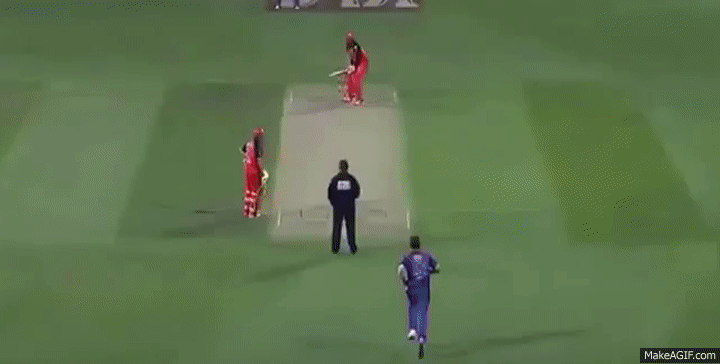 Chris Gayle bats right handed batting first time * | Chris Gayle 4 and 6  with right handed batting on Make a GIF