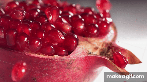 Subah Khaali Pet खा लीजिए एक कटोरी ,Anaar फिर जो होगा कमाल आपने नहीं की होगी ऐसी कल्पना 9 Pomegranate Grains Rolls Down On Surface Of Broken Pomegranate In Slow Motion On Make A Gif