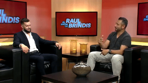 Entrevista de Finn Bálor en El Show de Raul Brindis HMgEzJ