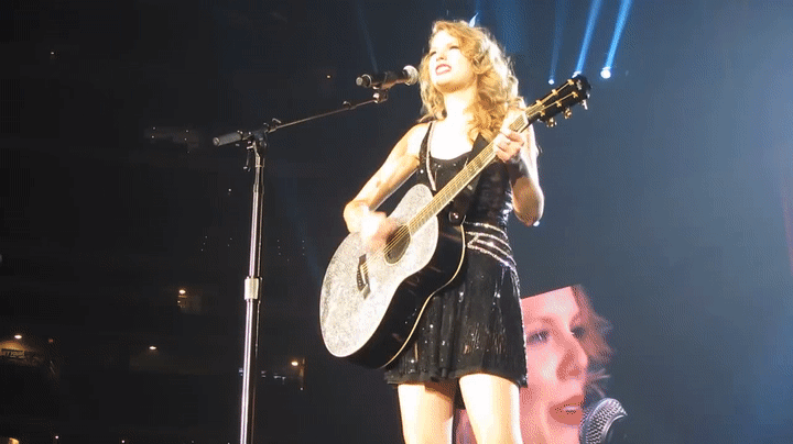 Taylor Swift - Long Live speak now tour. on Make a GIF