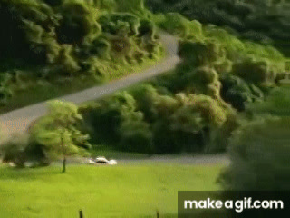 jump scare video on Make a GIF
