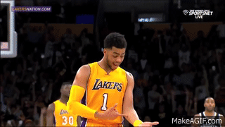 Lakers Rookie D'Angelo Russell Scores 39, 'Ice In My Veins' Celebration