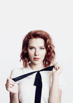 Scarlett Johansson Daily on Make a GIF