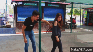 sUMRkf.gif