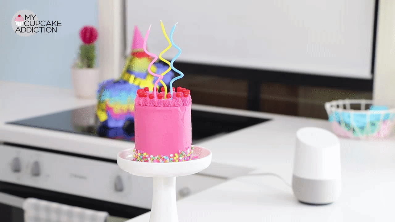 Happy Birthday cake gif image | Birthday Greeting | birthday.kim