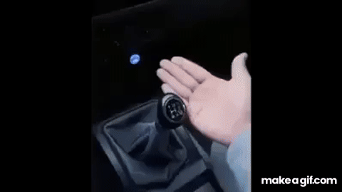 flying-car-meme-on-make-a-gif