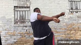 iUa8qF.gif