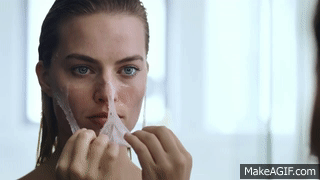 Margot Robbie's Beauty Routine Is Psychotically Perfect | Vogue on ...