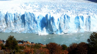 Glaciar Perito Moreno Increible Caida Bloque De Hielo On Make A Gif