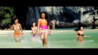 Trisha krishnan hot Bikini Video song in Aranmanai 2 on Make a GIF