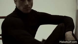 Matthew Noszka for REFLEX HOMME (behind the scenes) on Make a GIF