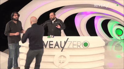 Bagarre tv entre Alain soral et le raciste Daniel Conversano