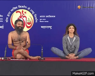 Shilpa Shetty with Swami Ramdev on Yoga Shivir at Mumbai | 19 January 2016  on Make a GIF