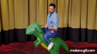 Ciro Priello e il ballo del Dinosauro LOL CHI RIDE E FUORI on