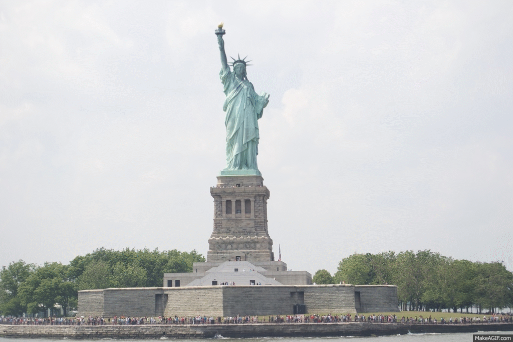 Lady Liberty 3D on Make a GIF