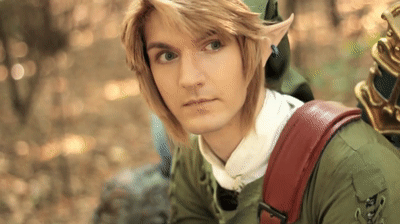 the-legend-of-zelda-twilight-princess-cosplay-shooting-on-make-a-gif