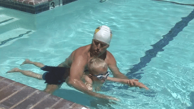 How to Swim : How to Teach a Child the Crawl Stroke on Make a GIF