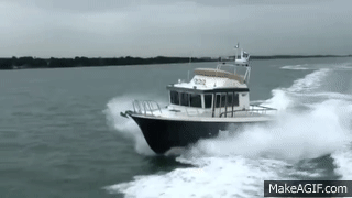 Глиссер катамаран экспресс. Спасение маломерных судов. Речной трамвайчик каменск-уральский. Спасательный катер. Катер jaktar j-30.