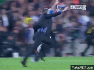 Mourinho celebration vs Barcelona and clash with Valdez