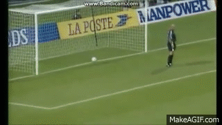 Soccer Video Roberto Carlos Amazing Free Kick Goal Against France 1997 On Make A Gif
