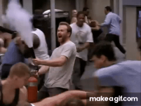 aAvR0q.gif
