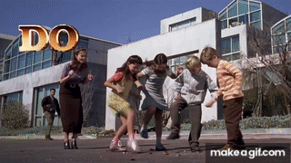 https://i.makeagif.com/media/6-09-2023/LnltZ7.gif
