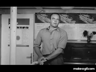 https://i.makeagif.com/media/6-16-2018/QOIKHM.gif