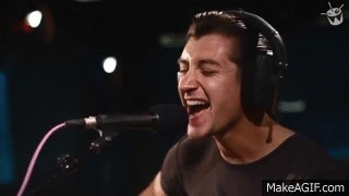 Arctic Monkeys Cover Tame Impala Feels Like We Only Go