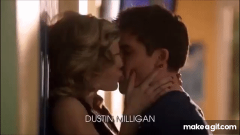 90210 1x17 Liam and Naomi scenes (Liam and Naomi first kiss)
