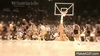 Willis Reed absolutely demolished Happy Hairston in the NBA Finals