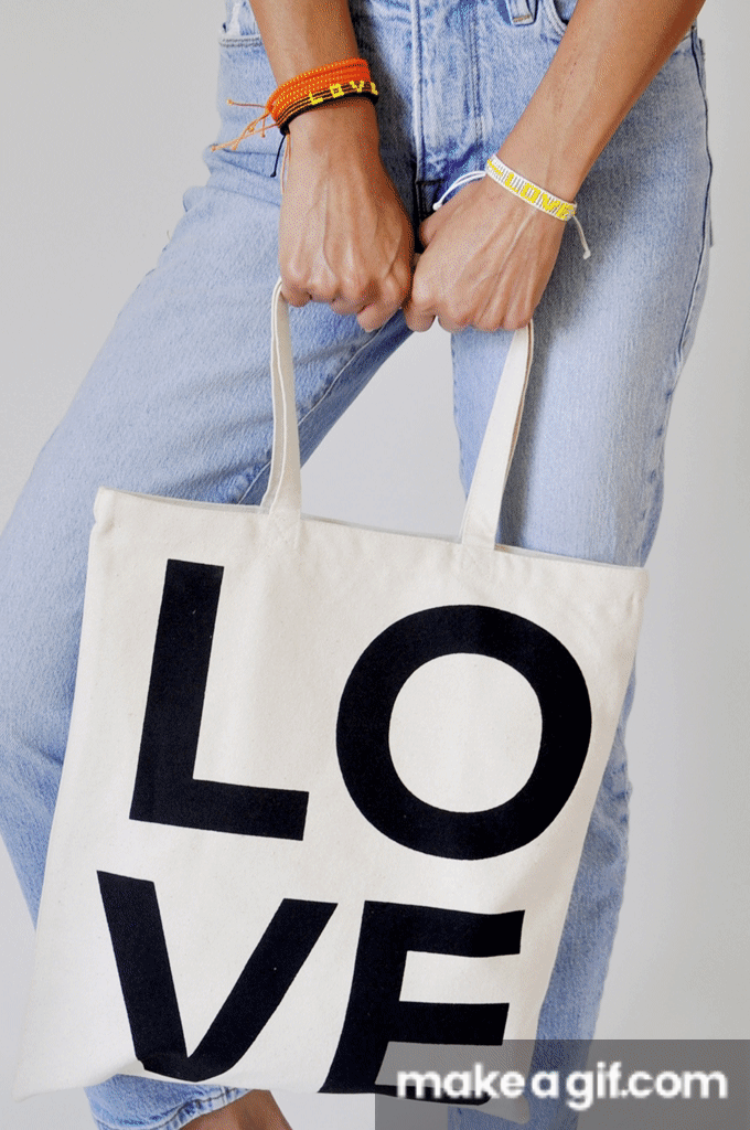 TOTE BAG 2 on Make a GIF