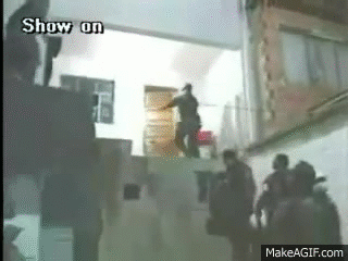 Nagpur: सरकारी अस्पताल से कैदी फरार, Cctv में कैद हुई हैरान कर देने वाली वारदात 6 Followup Raid On Make A Gif