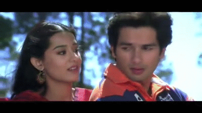 Milan Abhi Aadha Adhura Hai - Vivah - Shahid Kapoor, Amrita Rao - Bollywood  Romantic Songs on Make a GIF