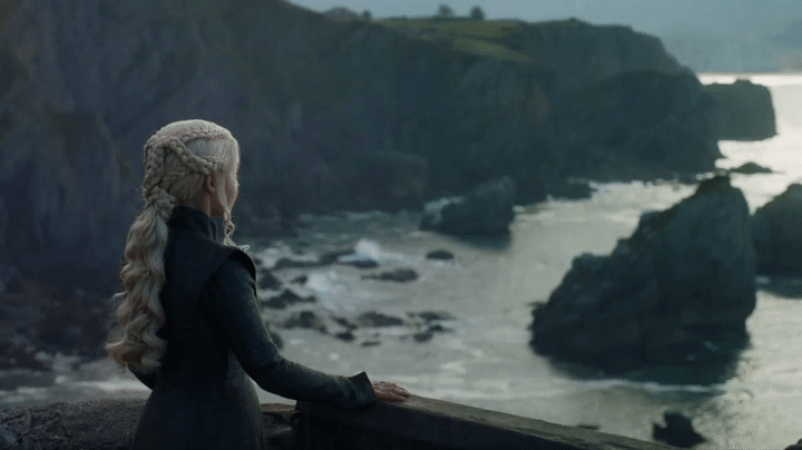 Game Of Thrones 7x03 Daenerys Allows Jon To Mine Dragonglass on Make a GIF