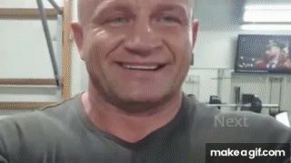 dvurG6.gif
