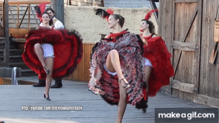 Bailando Can-Can 4K , Show en Parque Warner 2017 on Make a GIF