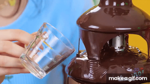 DESAFÍO DE FUENTE DE CHOCOLATE || Chocolate vs. comida real por 24 h de 123  GO! CHALLENGE on Make a GIF