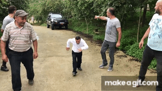 Transvestitlar va krossdresserlarning fotosuratlari va videolari