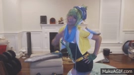 SEXIEST ARCADE RIVEN COSPLAY EVER - Boxbox (Using PS4 Controller