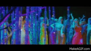 Dostana - Desi Girl Video Priyanka Chopra, Abhishek, John on Make a GIF(04)