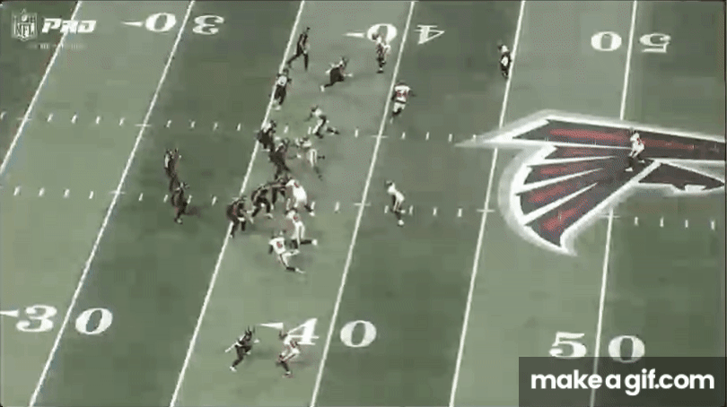 Casey Washington catches a 17-yard pass