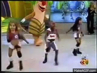 ujaKcG.gif