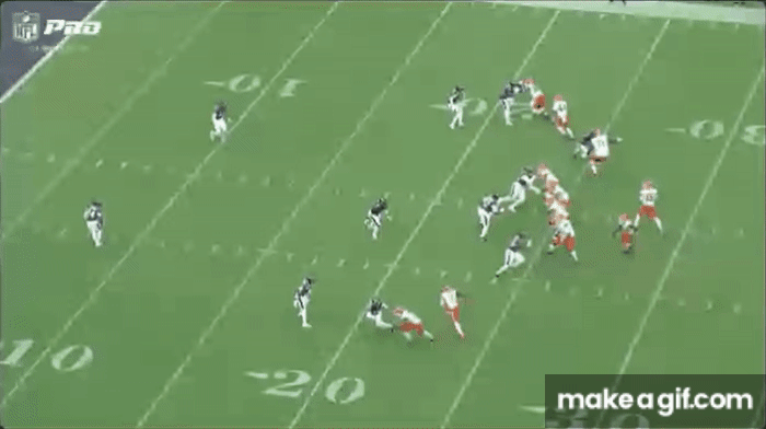 Njoku runs a long route to the end zone