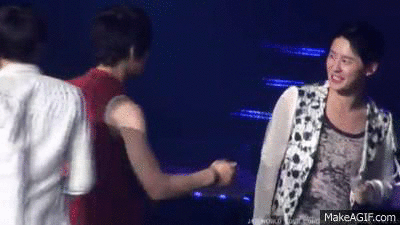 Jaesu Hug On Make A Gif