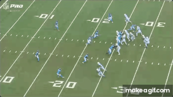 Tyler Warren takes a screen pass